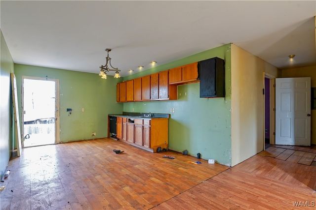 146 4th N, Centreville, AL 35042