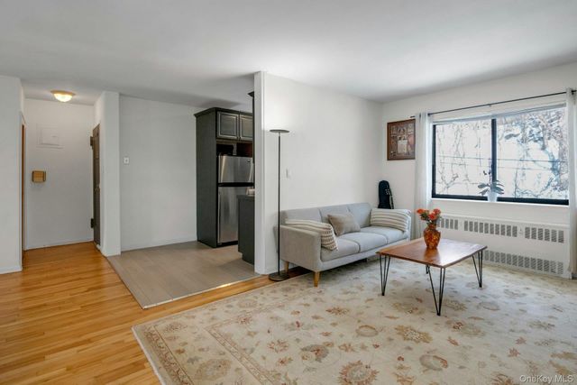 110 Virginia Road C, White Plains, NY 10603