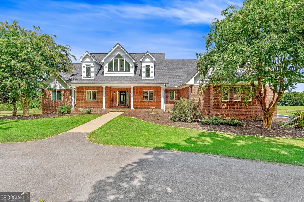 366 Curt Bailey Road, Hartwell, GA 30643