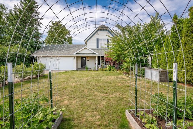 704 Glenning Street, Lynden, WA 98264