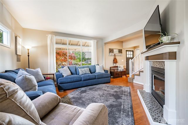 704 Glenning Street, Lynden, WA 98264