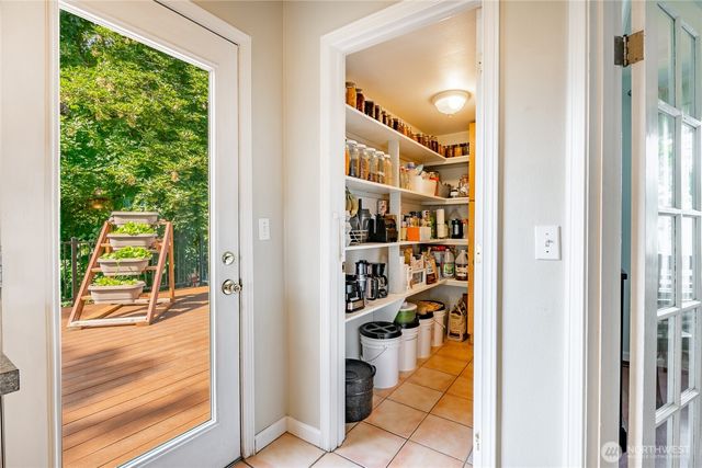 704 Glenning Street, Lynden, WA 98264