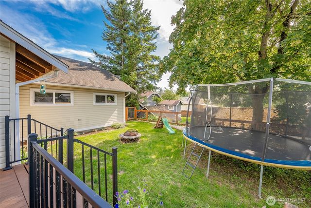 704 Glenning Street, Lynden, WA 98264