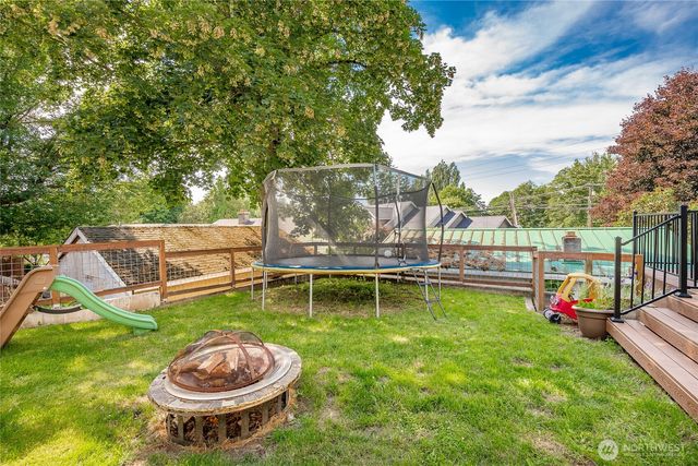 704 Glenning Street, Lynden, WA 98264
