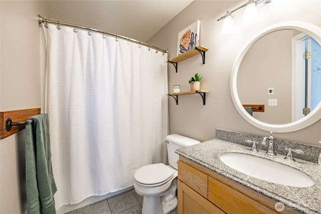 704 Glenning Street, Lynden, WA 98264