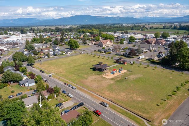 704 Glenning Street, Lynden, WA 98264