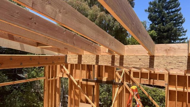 1084 Moffett Circle, Palo Alto, CA 94303