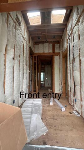 1084 Moffett Circle, Palo Alto, CA 94303