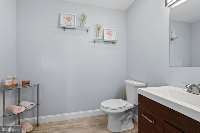 4225 KENWOOD AVE, Baltimore, MD 21206
