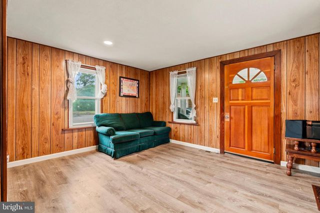 1132 SECURITY RD, Hagerstown, MD 21742