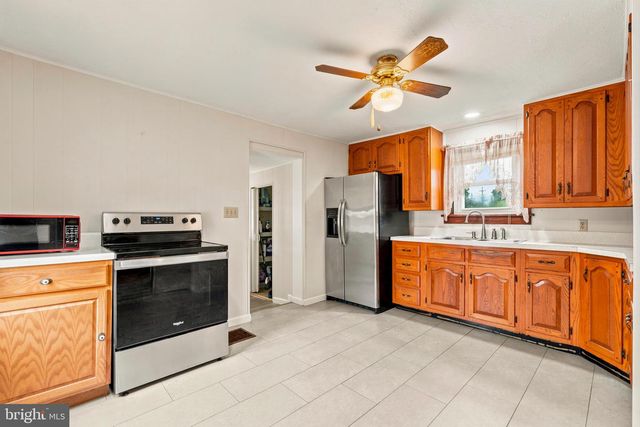 1132 SECURITY RD, Hagerstown, MD 21742