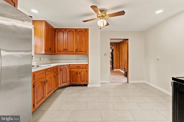 1132 SECURITY RD, Hagerstown, MD 21742