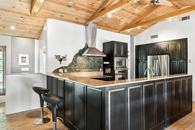 10 Sabina Lane, Santa Fe, NM 87508