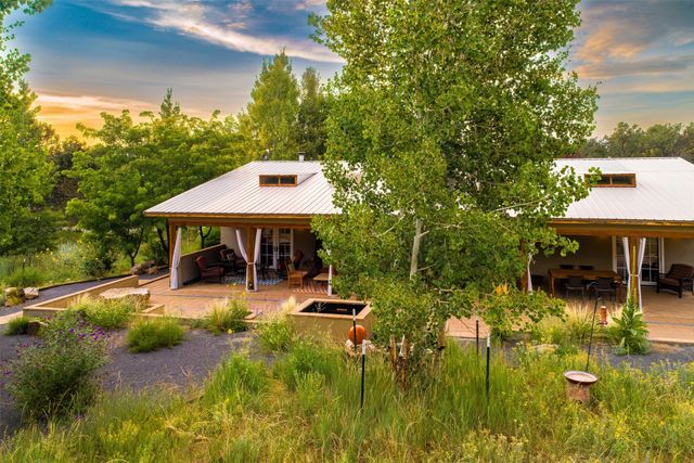 10 Sabina Lane, Santa Fe, NM 87508