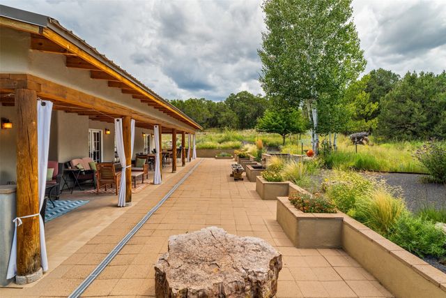 10 Sabina Lane, Santa Fe, NM 87508