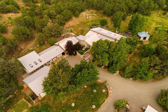 10 Sabina Lane, Santa Fe, NM 87508