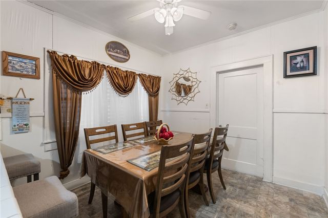 125 E. Avenue F., Robstown, TX 78380