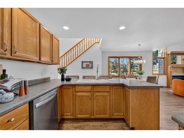 1550 Raven Cir E, Estes Park, CO 80517