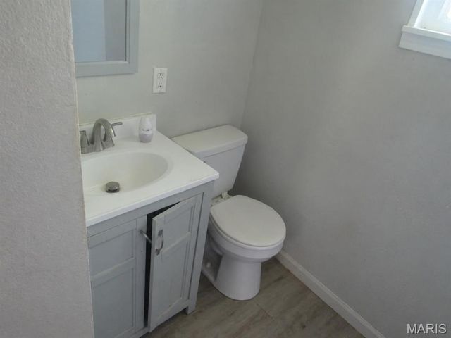6022 Midway Circle, Belleville, IL 62223