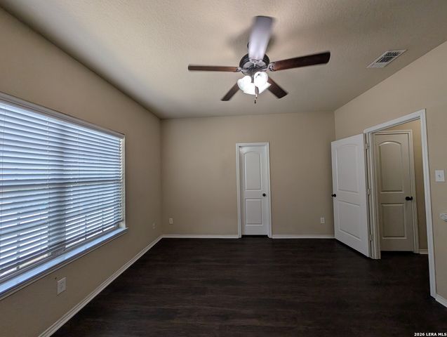 1032 BROWN ROCK DR, New Braunfels, TX 78130