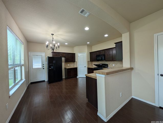 1032 BROWN ROCK DR, New Braunfels, TX 78130