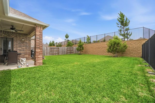 6168 White Spruce Drive, Conroe, TX 77304