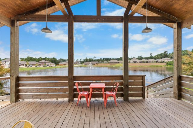 6168 White Spruce Drive, Conroe, TX 77304