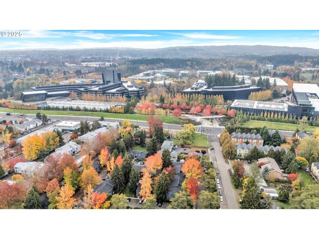 650 Sw MEADOW Dr 222, Beaverton, OR 97006