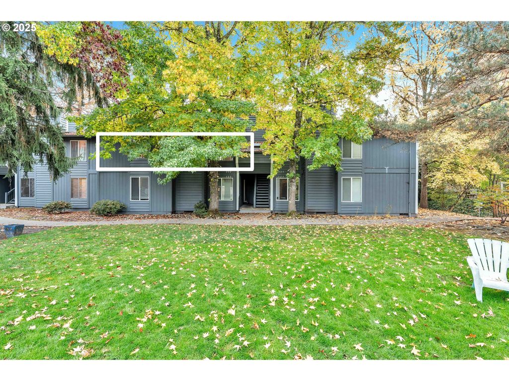 650 Sw MEADOW Dr 222, Beaverton, OR 97006