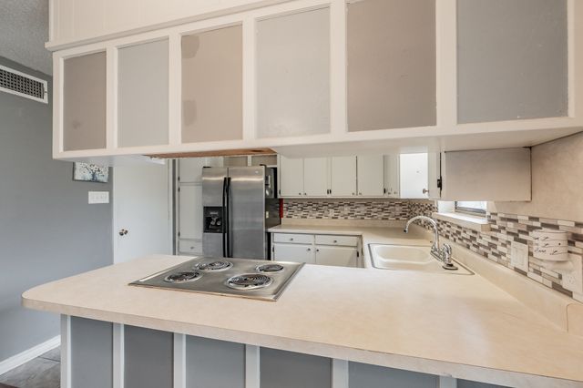 245 Gordon Drive, Azle, TX 76020