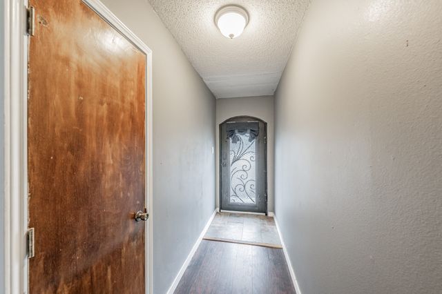 245 Gordon Drive, Azle, TX 76020