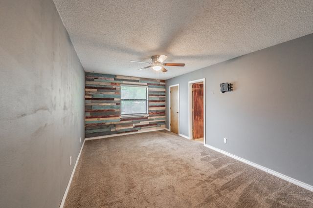 245 Gordon Drive, Azle, TX 76020