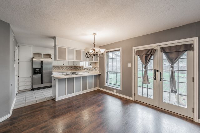 245 Gordon Drive, Azle, TX 76020