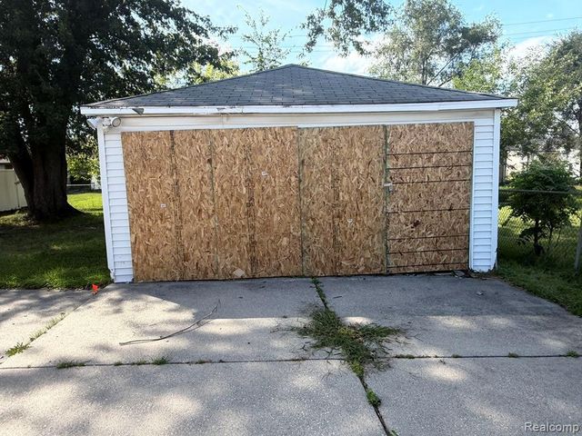 5140 S Middlebelt Road, Westland, MI 48186