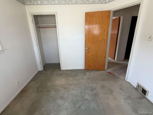 5140 S Middlebelt Road, Westland, MI 48186