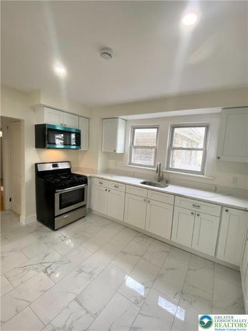 24 Stafford Avenue, Lackawanna, PA 18505