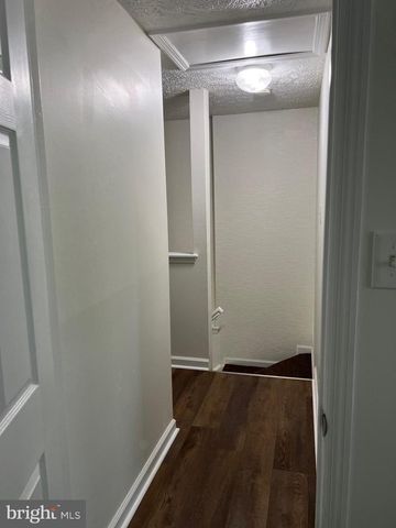 65 VANDERBILT CT, Sicklerville, NJ 08081