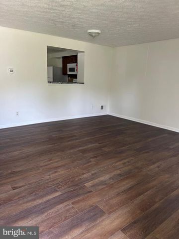 65 VANDERBILT CT, Sicklerville, NJ 08081