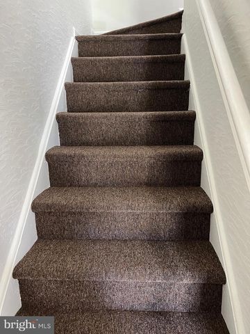 65 VANDERBILT CT, Sicklerville, NJ 08081