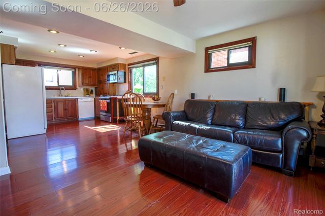 31203 Cooley Boulevard, Westland, MI 48185