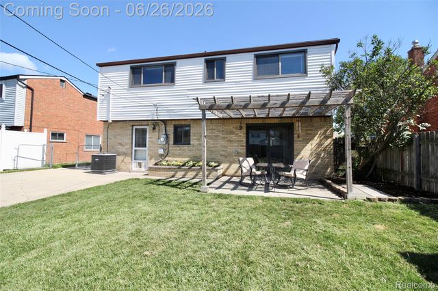 31203 Cooley Boulevard, Westland, MI 48185