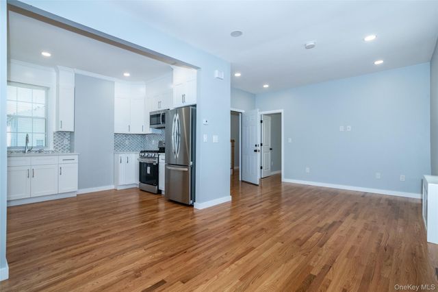 118 Pershing Avenue, New Rochelle, NY 10801