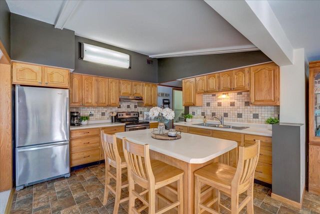 1103 Hillcrest Road, Black Earth, WI 53515