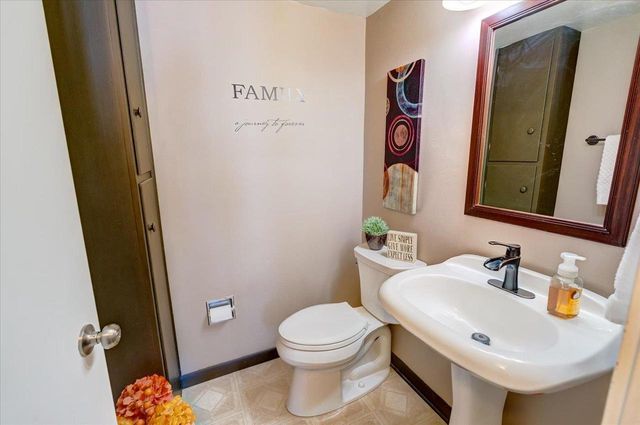 1103 Hillcrest Road, Black Earth, WI 53515