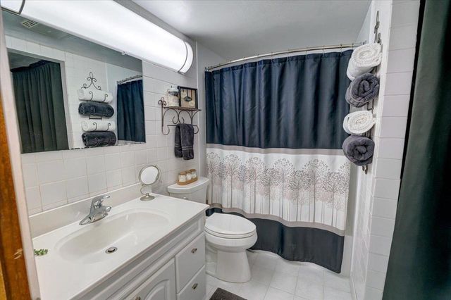 1103 Hillcrest Road, Black Earth, WI 53515