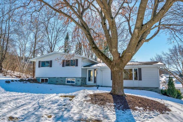 1103 Hillcrest Road, Black Earth, WI 53515
