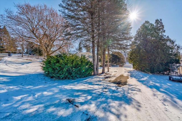 1103 Hillcrest Road, Black Earth, WI 53515