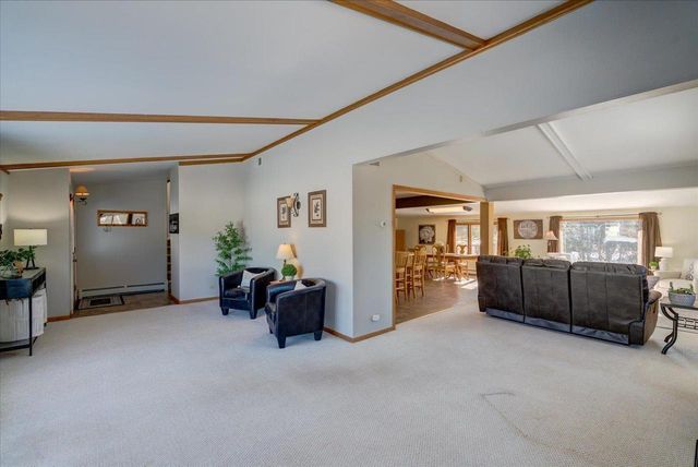 1103 Hillcrest Road, Black Earth, WI 53515