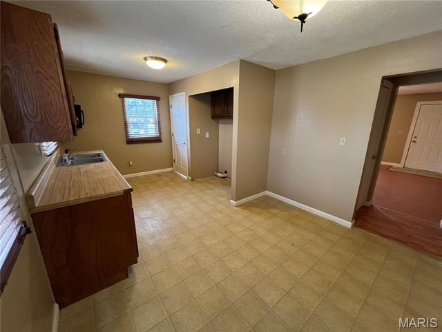 2015 1st Street, East Carondelet, IL 62240