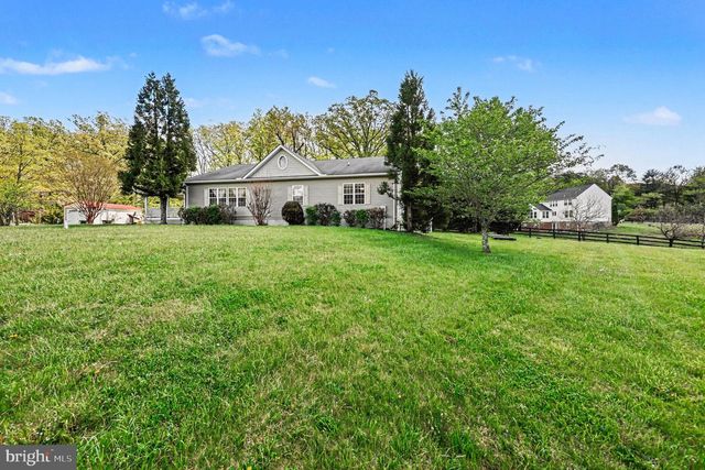 1564 PERRY RD, Winchester, VA 22602